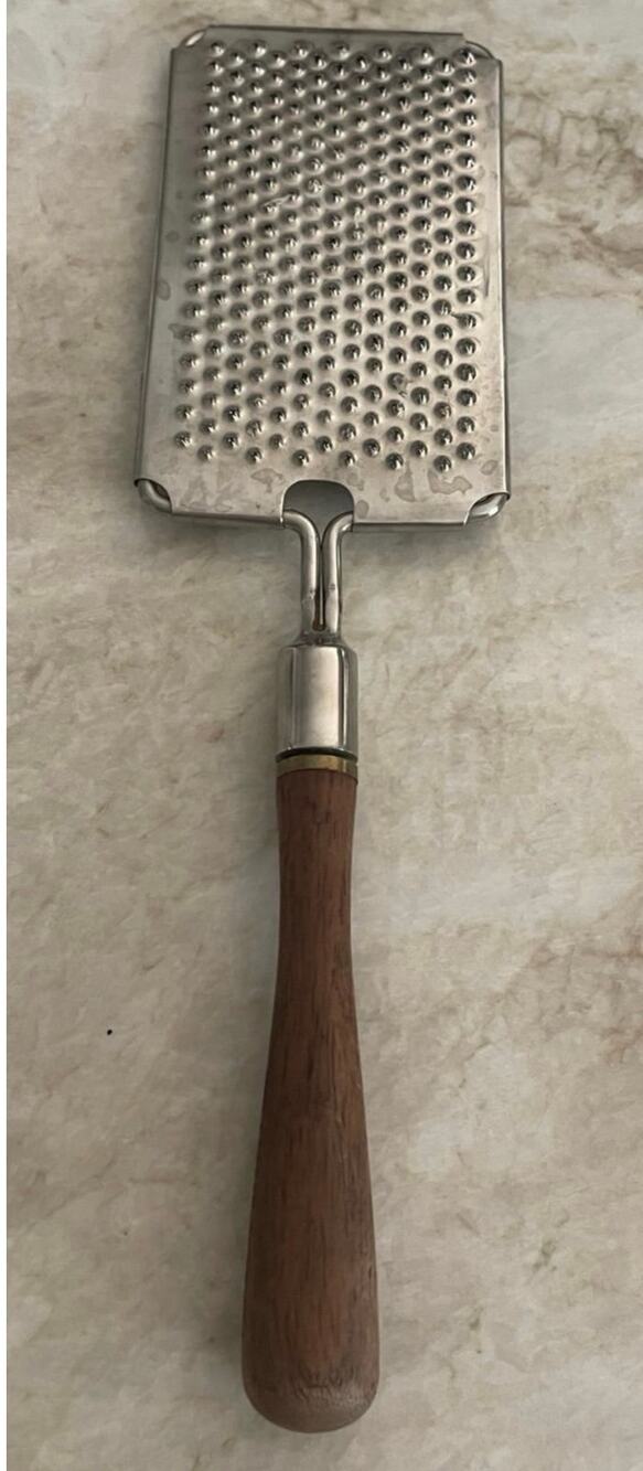 Vintage Williams Sonoma walnut handled grater